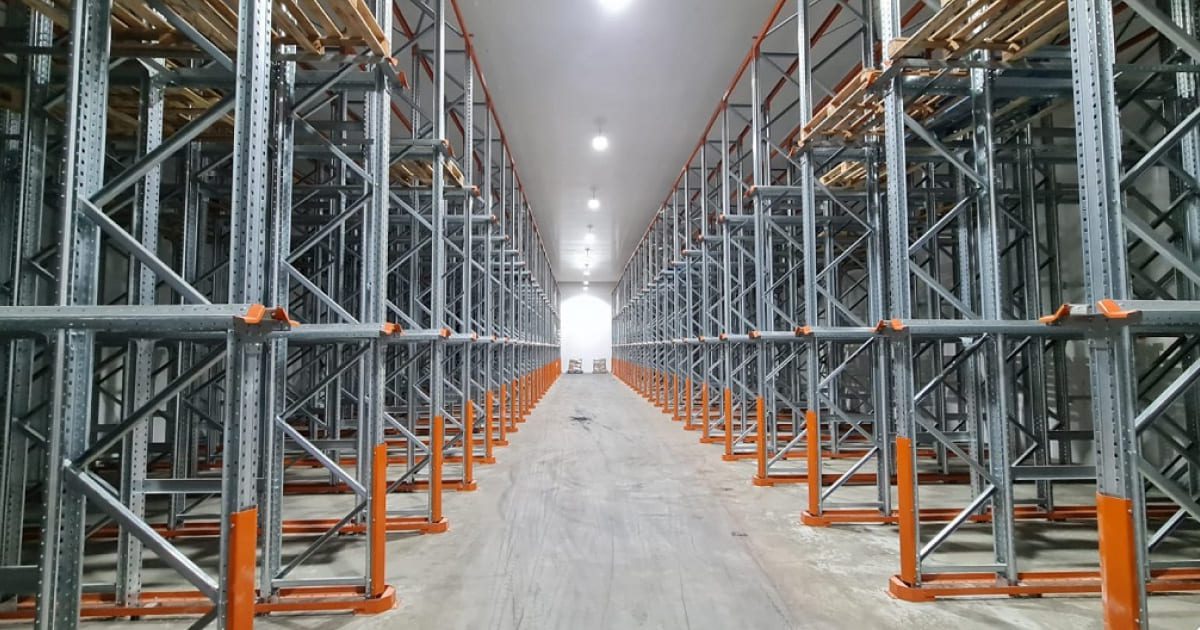 Tramerias Drive-In en cámara de refrigeración