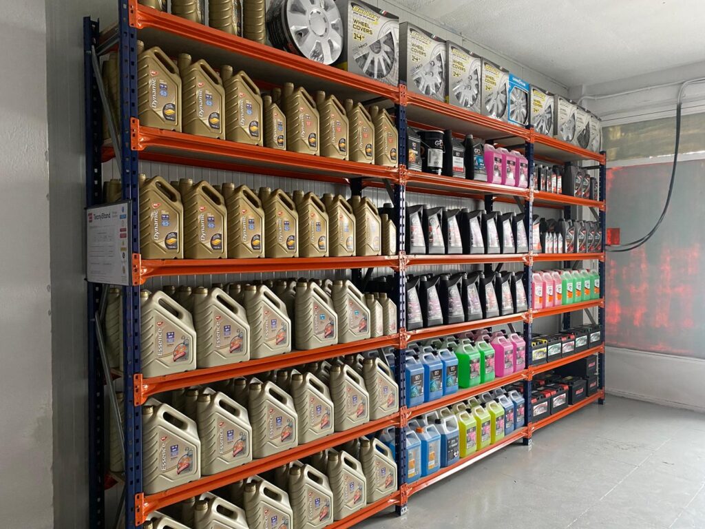 Entreplanta y Tramerias de Picking para sector automovilístico