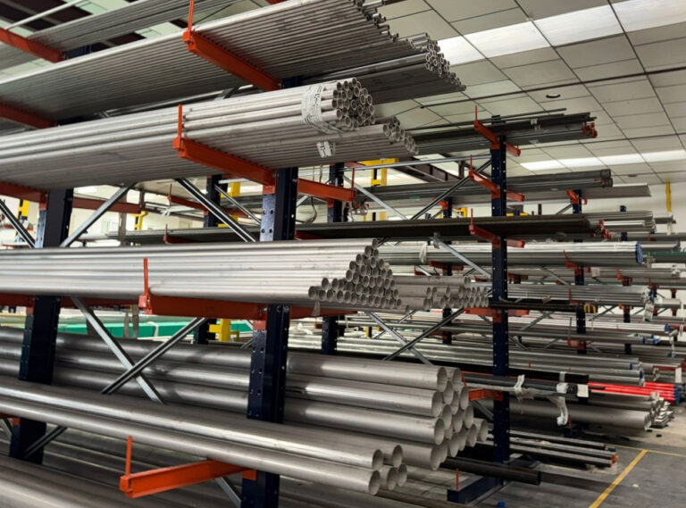 Tramerias Cantilever